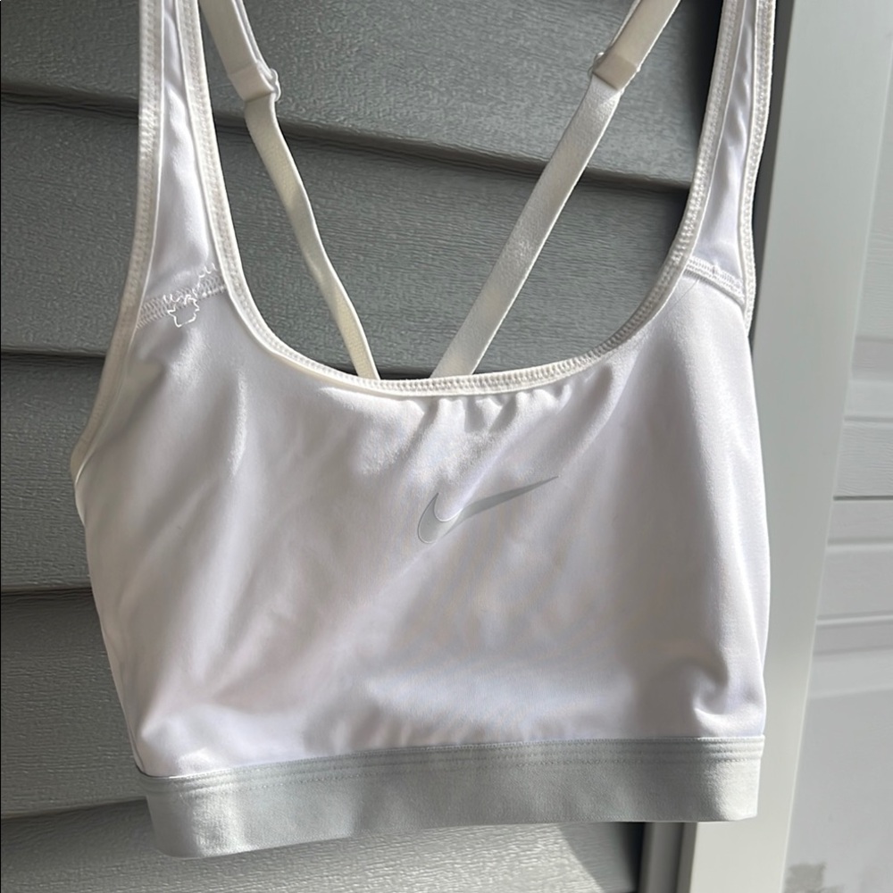 Nike White Sports Bra with Wide Straps and Scoop Neckline